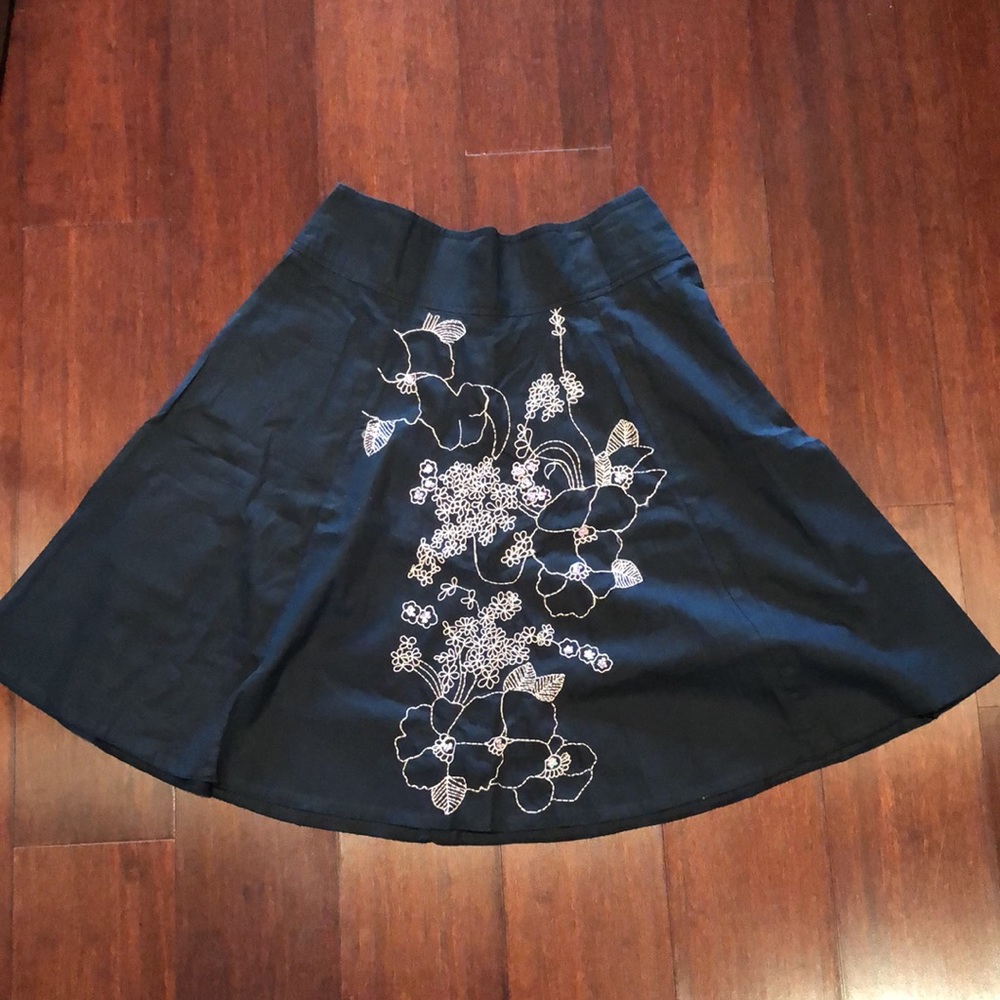 Adorable fit/flare skirt with embroidery